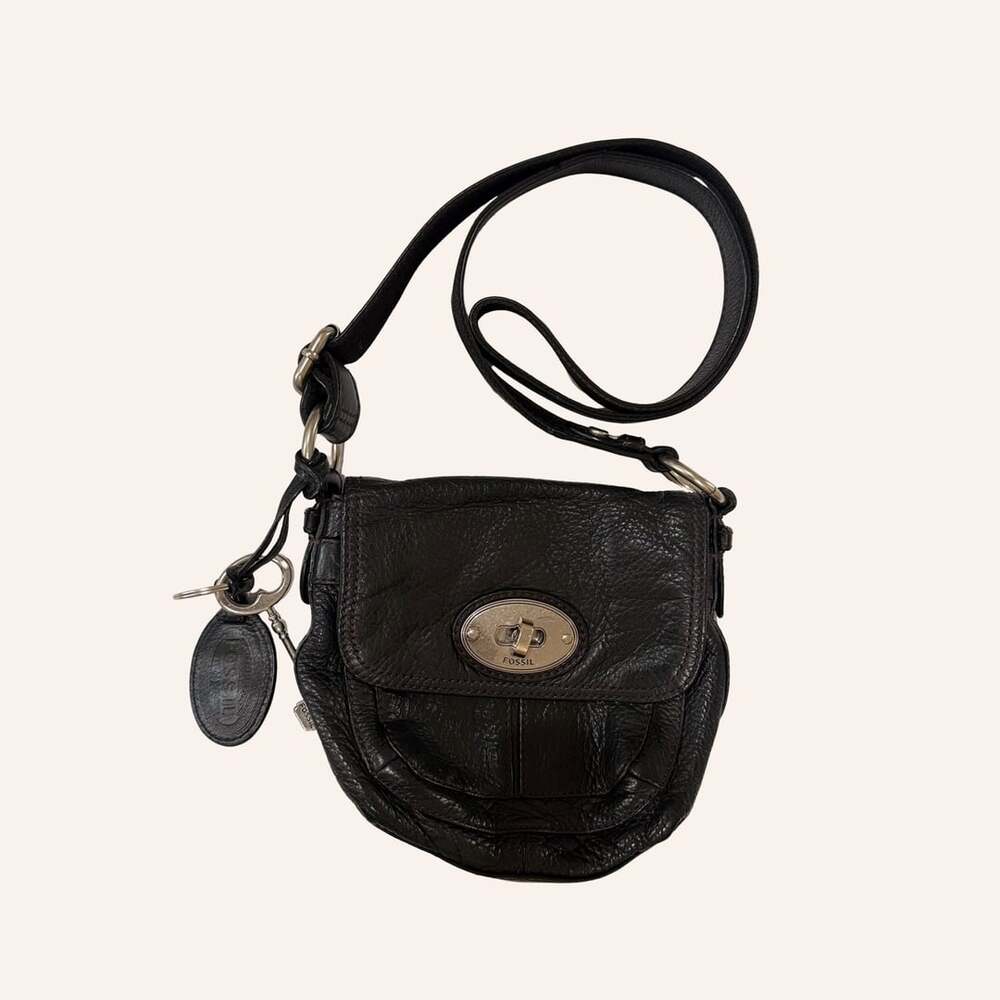 black y2k fossil crossbody bag